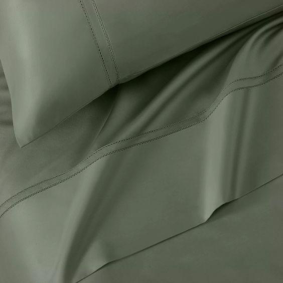 Premium Egyptian Cotton Bedsheet Set – 600 TC
